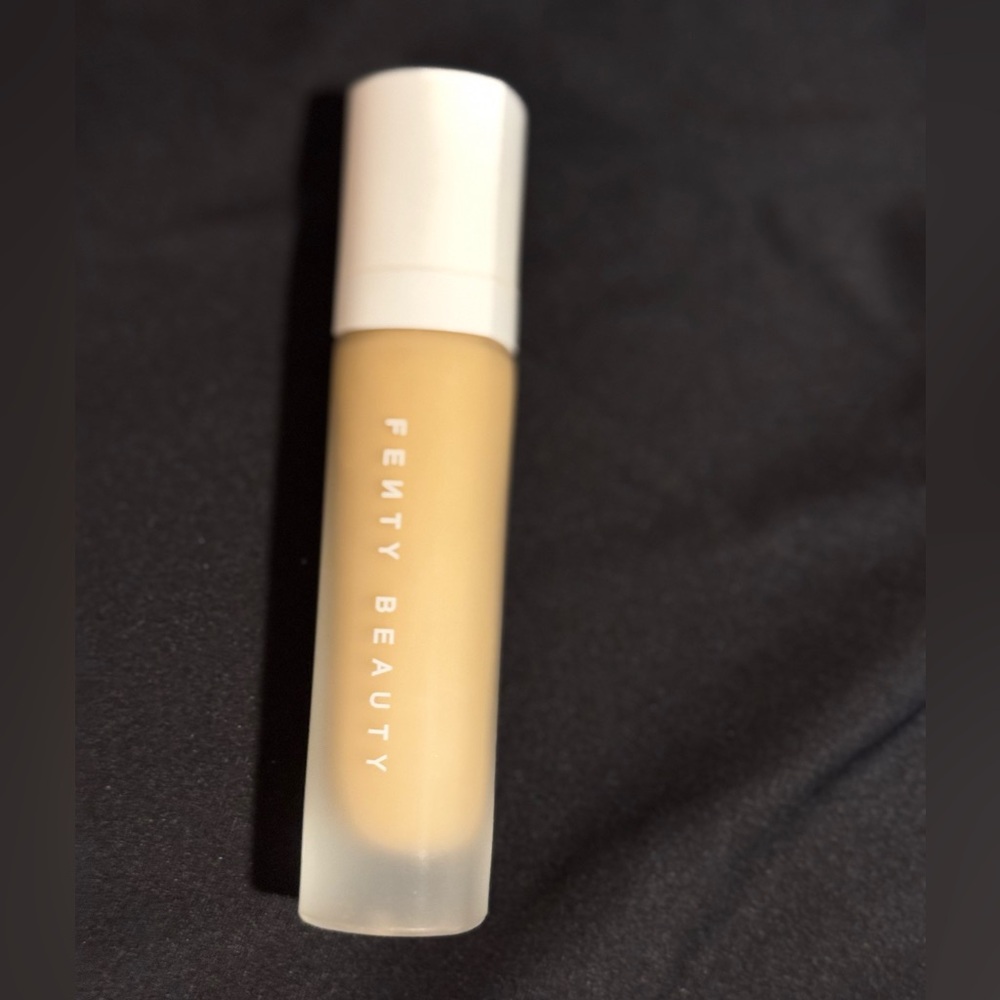 NWB Fenty Beauty 290 Profilter Foundation